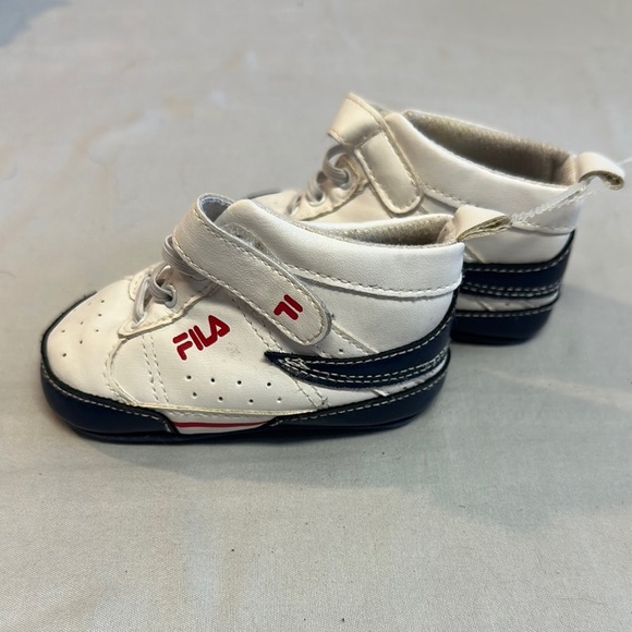 Fila White and Black High-Top baby Sneakers with Velcro Closure - Picture 2 of 8